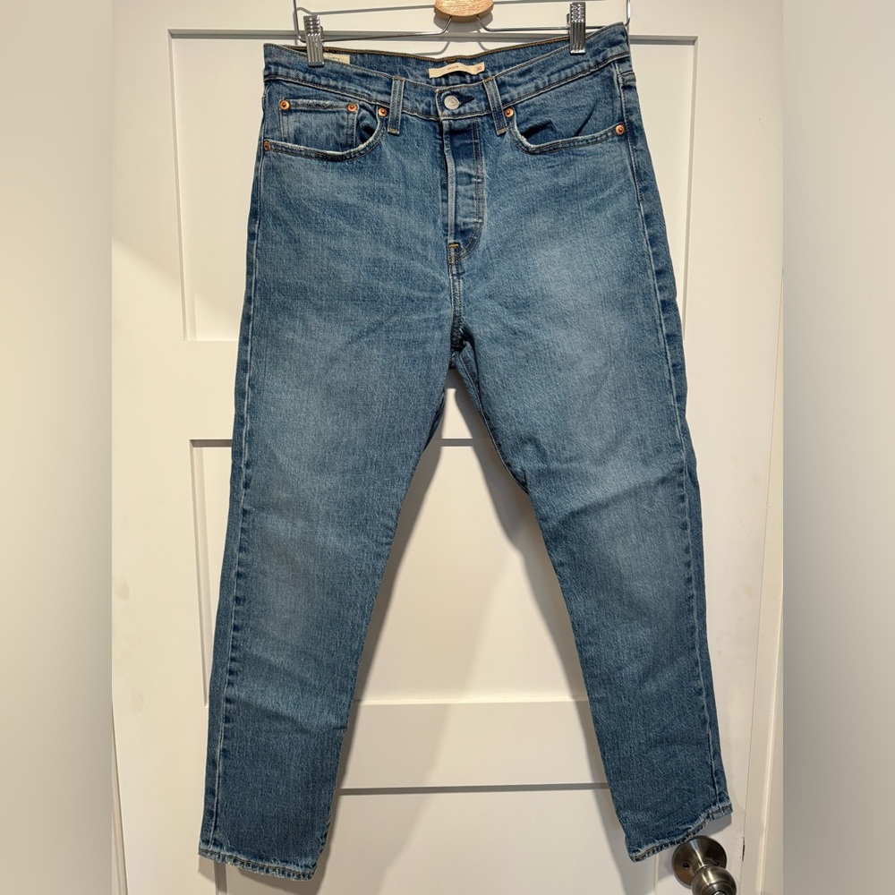 Levi’s Wedgie Jean